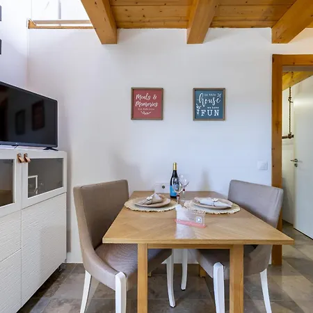 Hideaway Countryside By Seewest Chalet