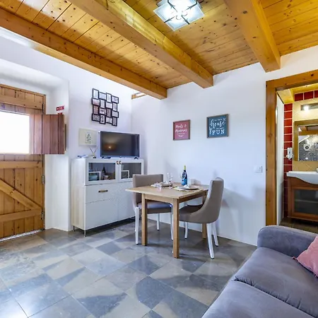 Hideaway Countryside By Seewest Chalet *